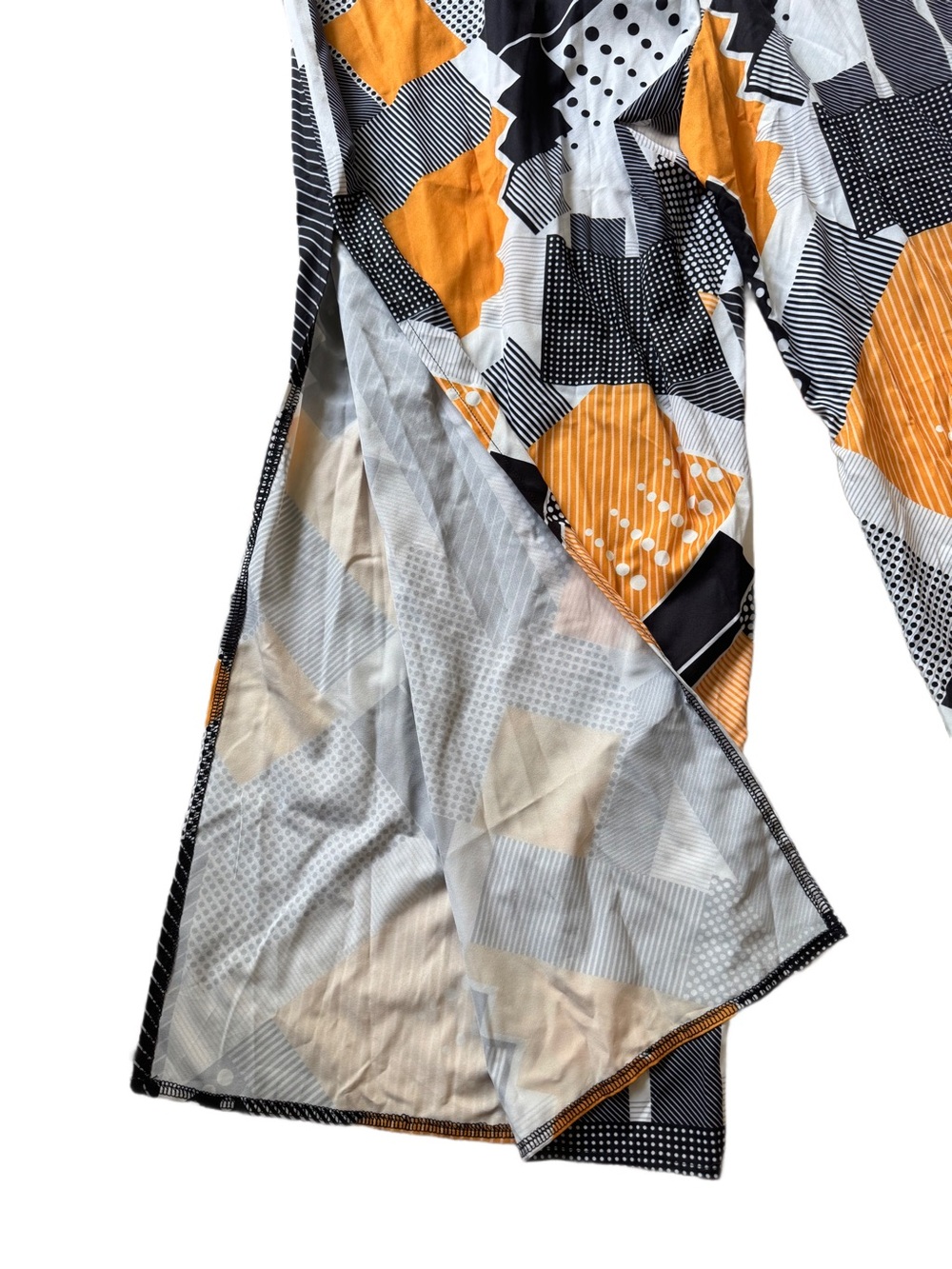 SHEIN Geometric Wide Leg Women’s Pants in Mustard, Black & White - Picture 3 of 4